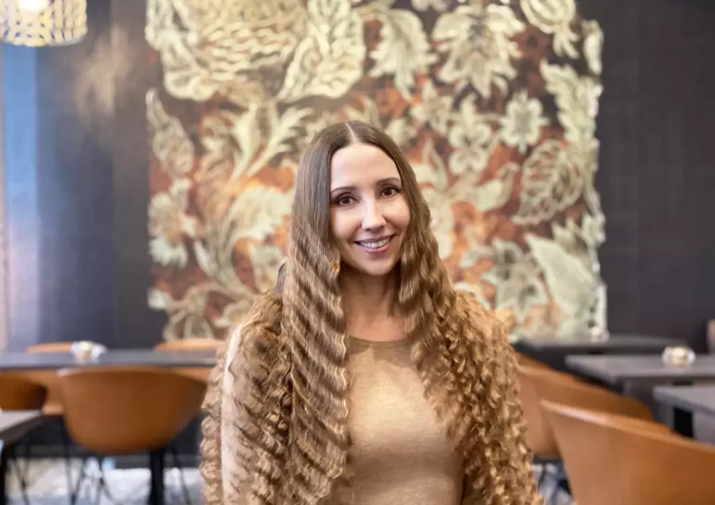 Anriikka Viik: Silmien laserleikkauksessa on vähemmän riskiä, kun valitset takuukirurgiaa.